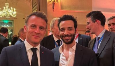 كان ليّ الشرف.. كريم قاسم برفقة الرئيس الفرنسي إيمانويل ماكرون