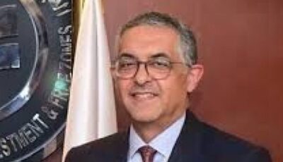 مصر والصين تبحثان توسيع التعاون الاستثماري.. ومصنع سيارات جديد بقيمة 300 مليون دولار
