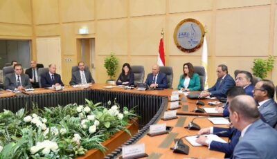 مراجعة موقف الأراضي بالمناطق الصناعية في صعيد مصر