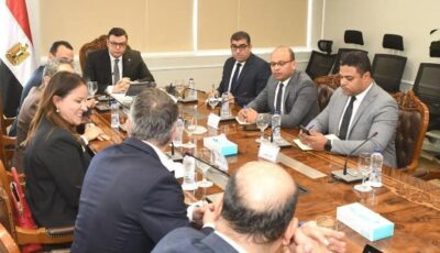 وزير الإسكان يبحث جذب المستثمرين في مجال الفندقة